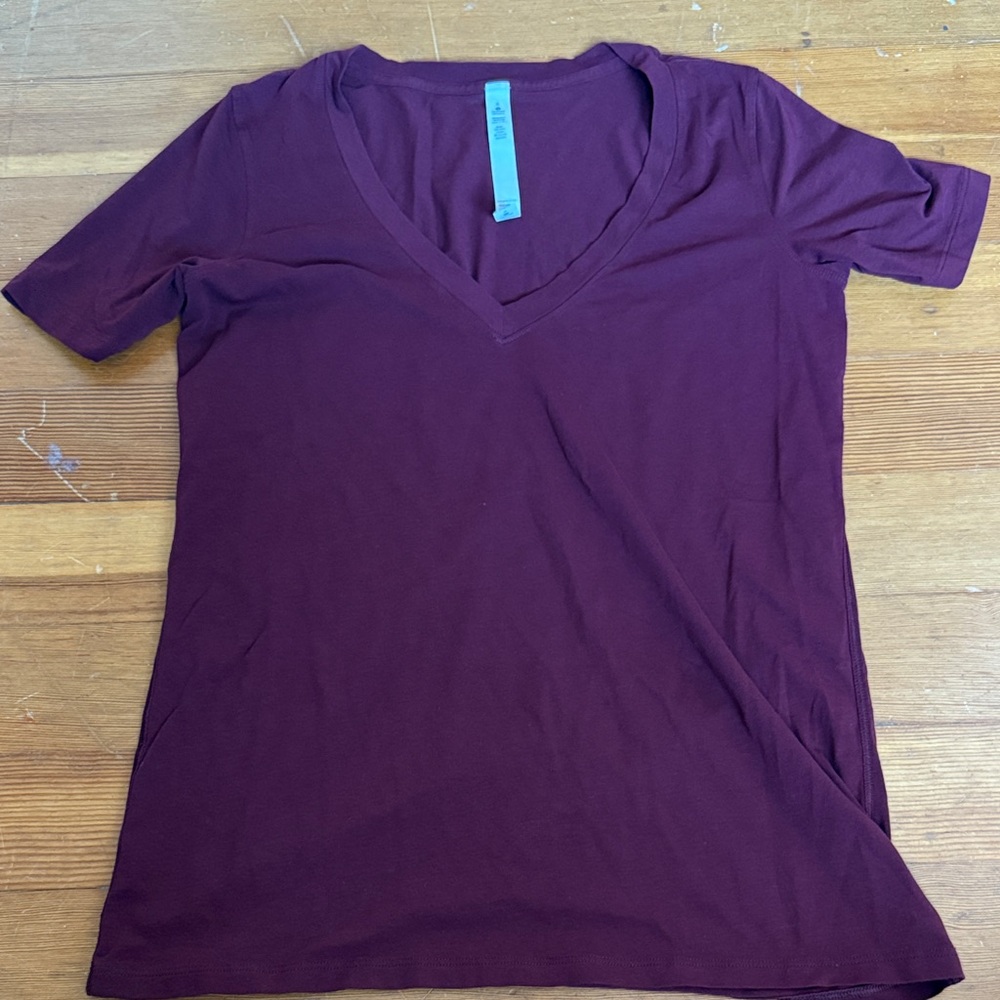 Women's V-Neck Burgundy Top